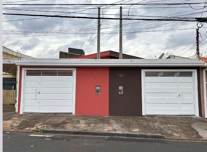CASA À Rua Monte Santo, 150 - Ribeirão Preto/SP