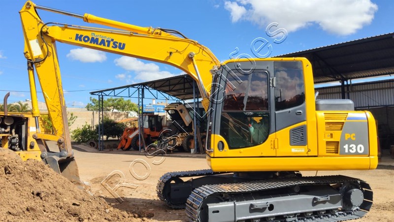 [ VÍDEO ] ESCAVADEIRA KOMATSU MOD. PC130 ANO 2014  - FUNCIONANDO