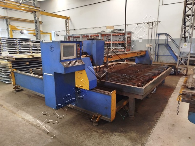 MESA DE CORTE PLASMA CNC 3,5 X 3,5 MTS. - COM FONTE PLASMA HIPERTHERME MAX PRO 200 / COMPLETO/ EM OPERAÇÃO - NO ESTADO SEM GARANTIAS