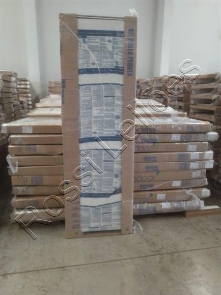 50 UN. KITS PORTA COR BRANCA MARCA EUCATEX - EMBALADAS MEDIDAS DIVERSAS LARGURAS (  60cm,62cm, 70cm ,72cm, 80cm  e 82cm)  NO ESTADO