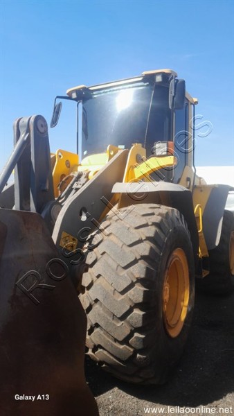 PÁ CARREGADEIRA VOLVO MOD. L120F ANO 2015 ( FUNCIONANDO)