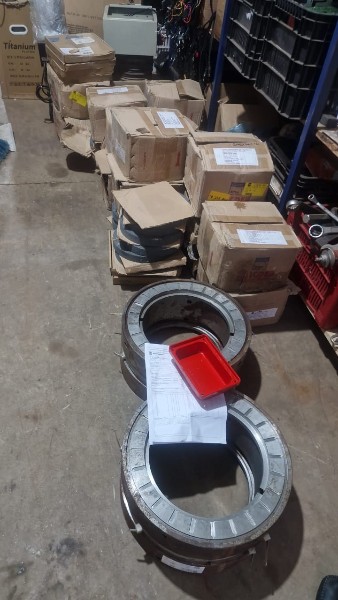Lote com: 02 peças de mancal radial Axial para gerador abb 5000 - Sem uso