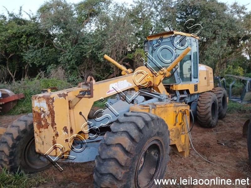 MOTONIVELADORA XCMG ANO MOD. SR180