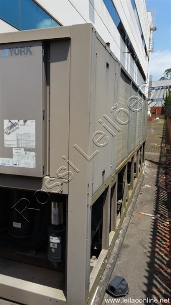 01 un. Chiller York 250 trs. Condensação a Ar 380v Partida em rampa./ Gás  R134 A/ Modelo : YCIV0207PA40BABBX / Fabricação  Set/2010