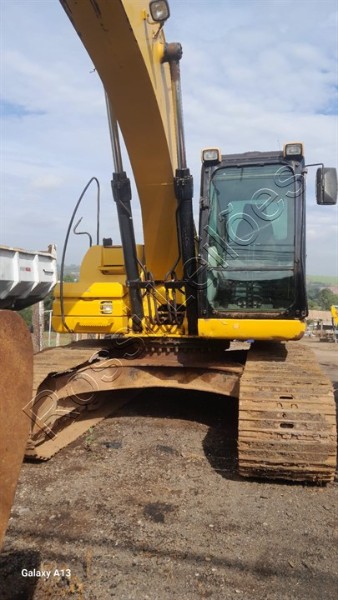 ESCAVADEIRA HIDRÁULICA CATERPILLAR MOD.320DL ANO 2012 - NO ESTADO