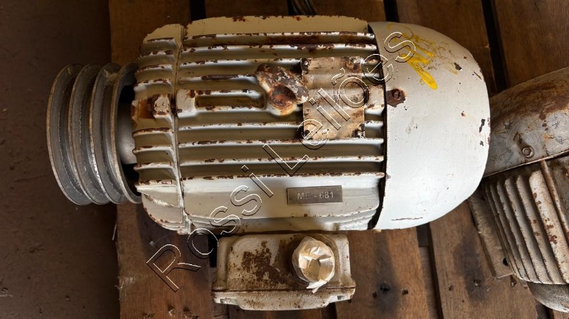 1 MOTOR ELETRICO 4 CV - 60HZ - 1140 RPM - VENDA NO ESTADO CONFORME LOTE EXPOSTO