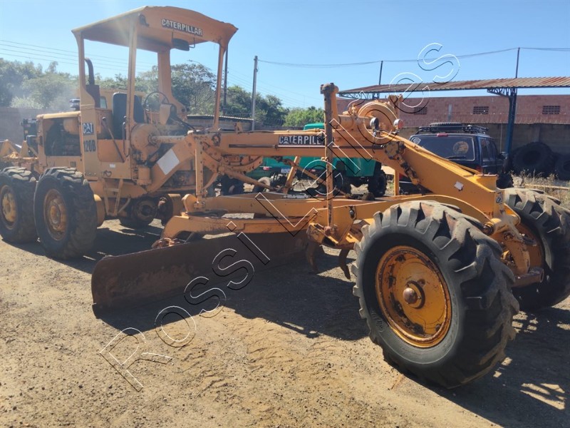 [ VÍDEO ] MOTONIVELADORA CATERPILLAR MOD. 120B ANO 1985 FUNCIONANDO