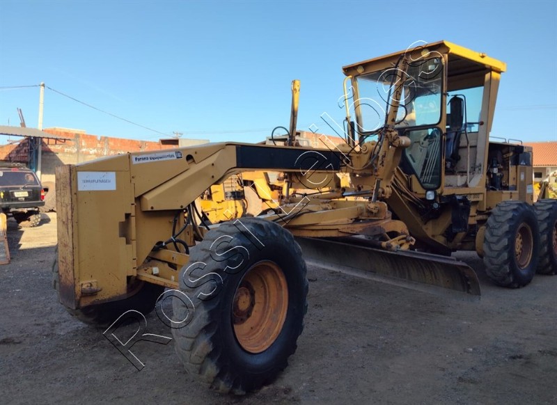 [ VÍDEOS ] MOTONIVELADORA CATERPILLAR MOD. 135H  ANO 1998  FUNCIONANDO