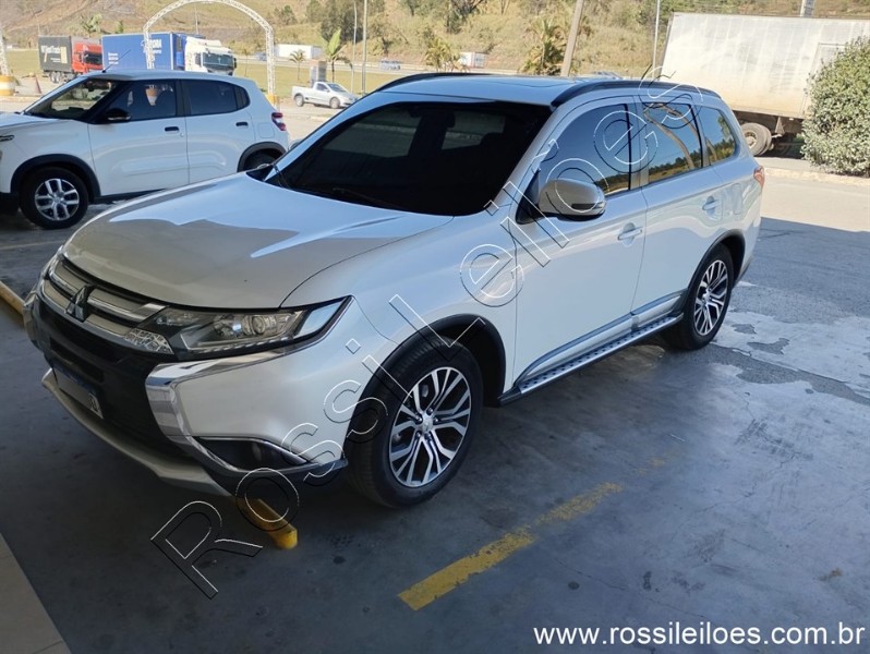 MITSUBISHI OUTLANDER ANO 2015/2016. DOCUMENTAÇÃO EM ORDEM