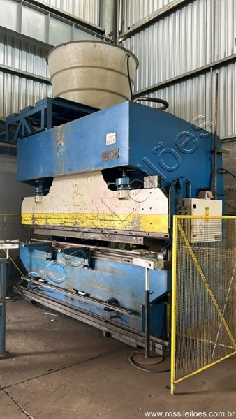 Dobradeira Rio Negro 4000 x 300 Ton…