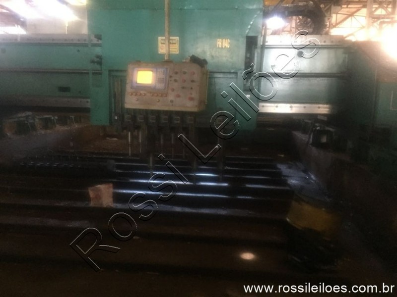 Furadeira cnc d/ espelho
