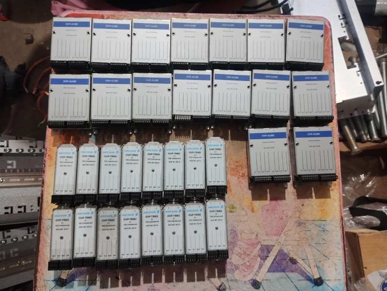 Lote com: 16 peças de módulo Ericsson OVP-ALM8-NFD302 34/08 e 16 módulos…