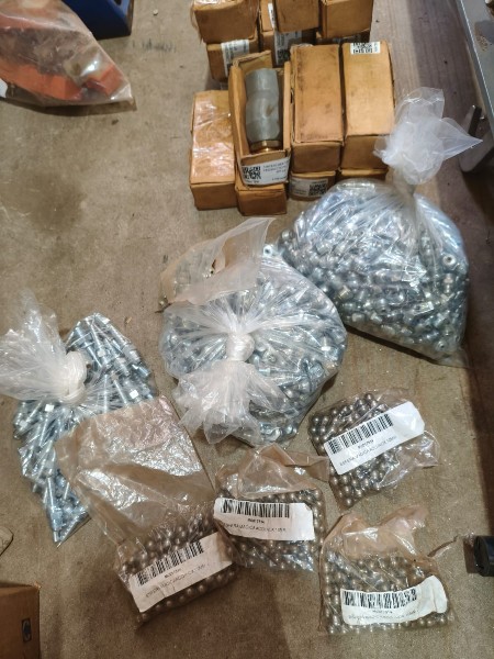 Lote com: graxeiras conexões z esferas de inox e espigão