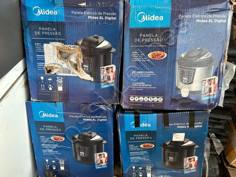 04 Un. Panelas de Pressão Elétricas Sem Uso com Detalhes Esteticos