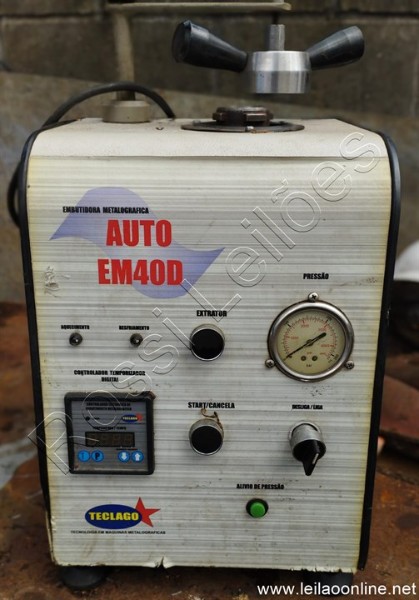 Embutidora Metalografica