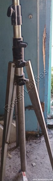 Tripé em.aluminio reforçado altura 2.5 mts