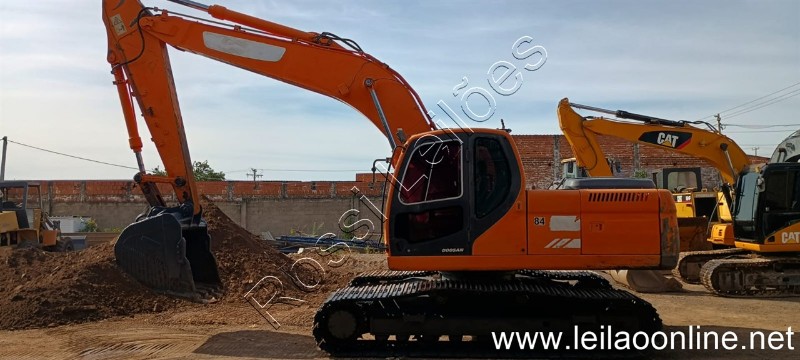 [ Vídeo ] Escavadeira Doosan Mod. DX 225 Ano 2012