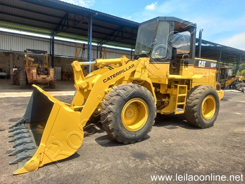 [ Vídeo ] Pá Carregadeira Caterpillar Mod. 924F Ano 1998