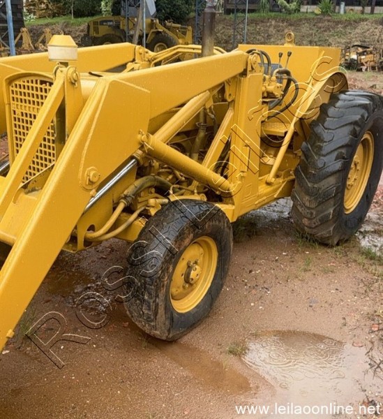 Trator Massey Fergusson Mod. 65R (Pula Pula) Ano 1977
