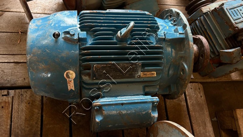 1 Motor Eletrico Weg 15CV