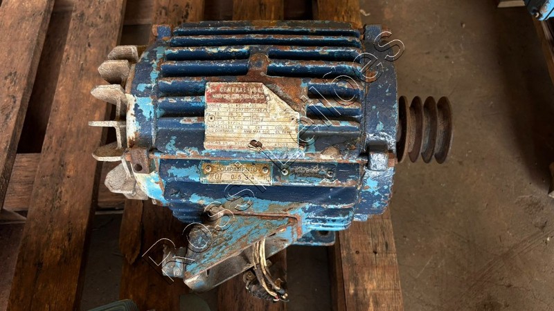 1 Motor Eletrico Weg 3CV
