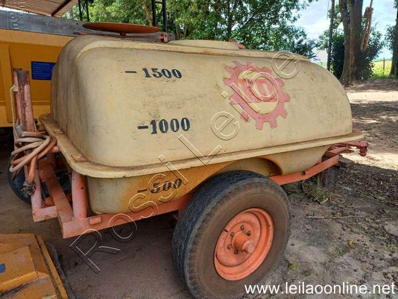 Carreta Tanque/Pulverizador 2.000 Litros Marca KO