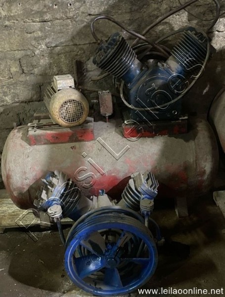 1 tanque 20 pes /motor eletrico e dois cabeçotes de compressor (sem teste no…