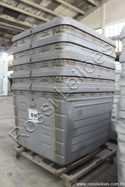 5 CONTENTORES METALICOS GALVANIZADOS 3200 L PARA COLETA DE LIXO DO CARGA LATERAL