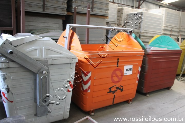 3 CONTENTORES METALICOS GALVANIZADOS 3200 L PARA COLETA DE LIXO DO CARGA LATERAL