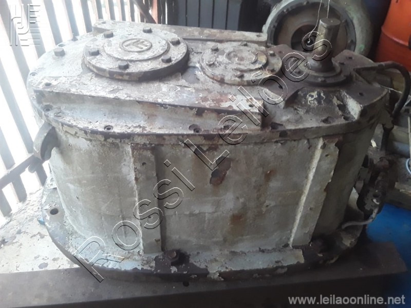 1 Redutor de Grande Porte Peso. 1.250 Kgs Aprox