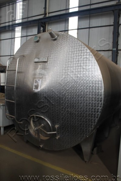 TANQUE DE INOX - Aprox. 1.560 Kg