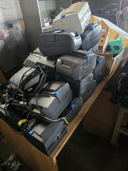 Lote com: 30 impressoras fiscais
