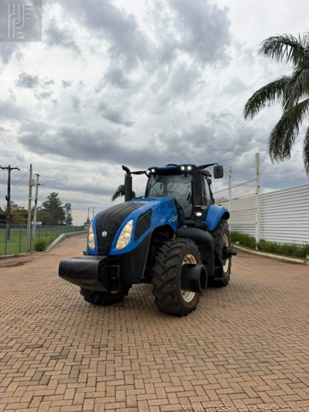 Trator New Holland T8 385 2023 - Completo - 4.050 Hrs.