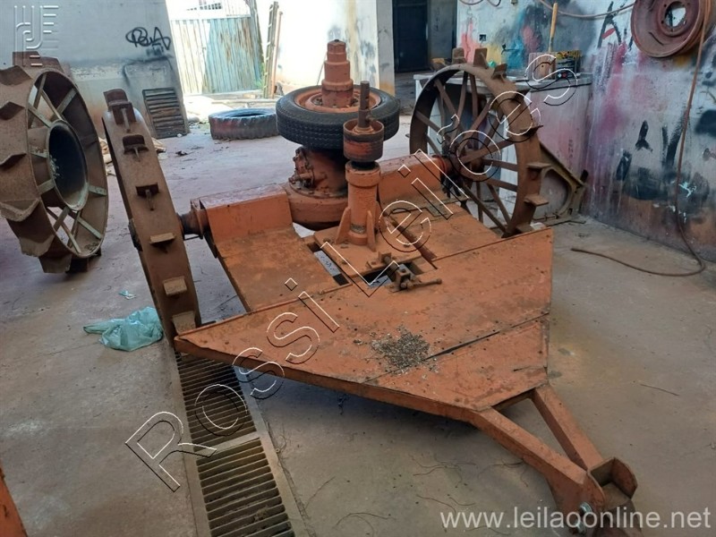 Roçadeira de arrasto roda de ferro